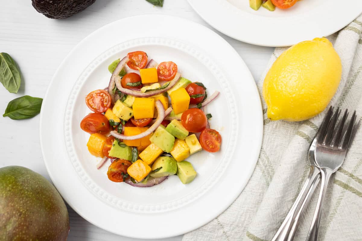 Minute Mango Avocado Salad: Your Easy Summer Potluck Go-To
